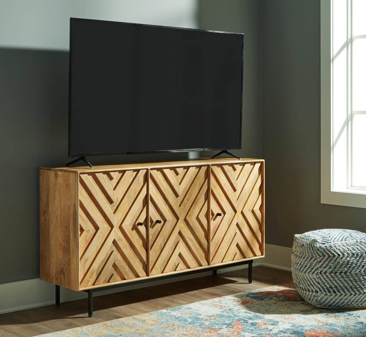 Cade Cabinet -