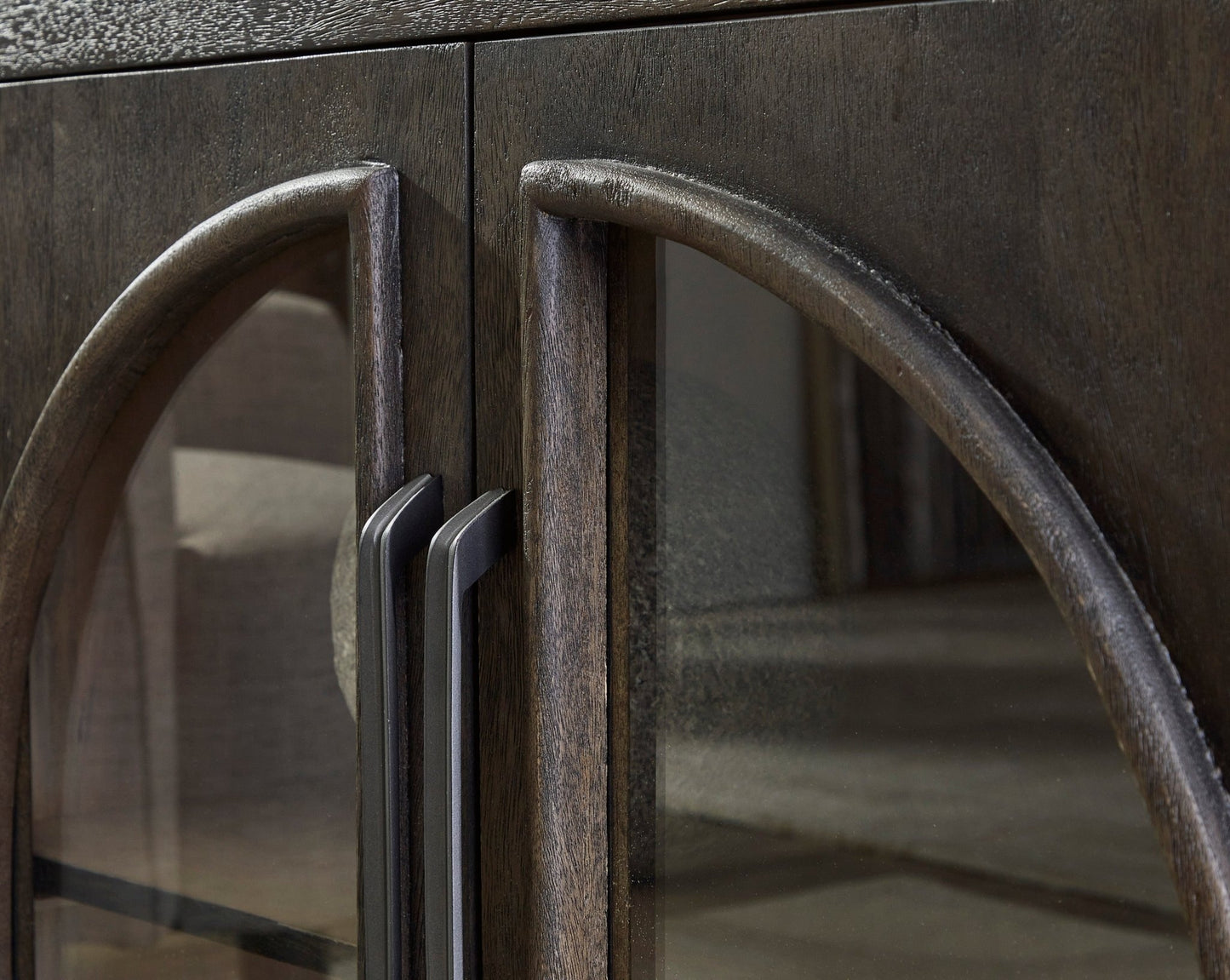 Drea Cabinet -