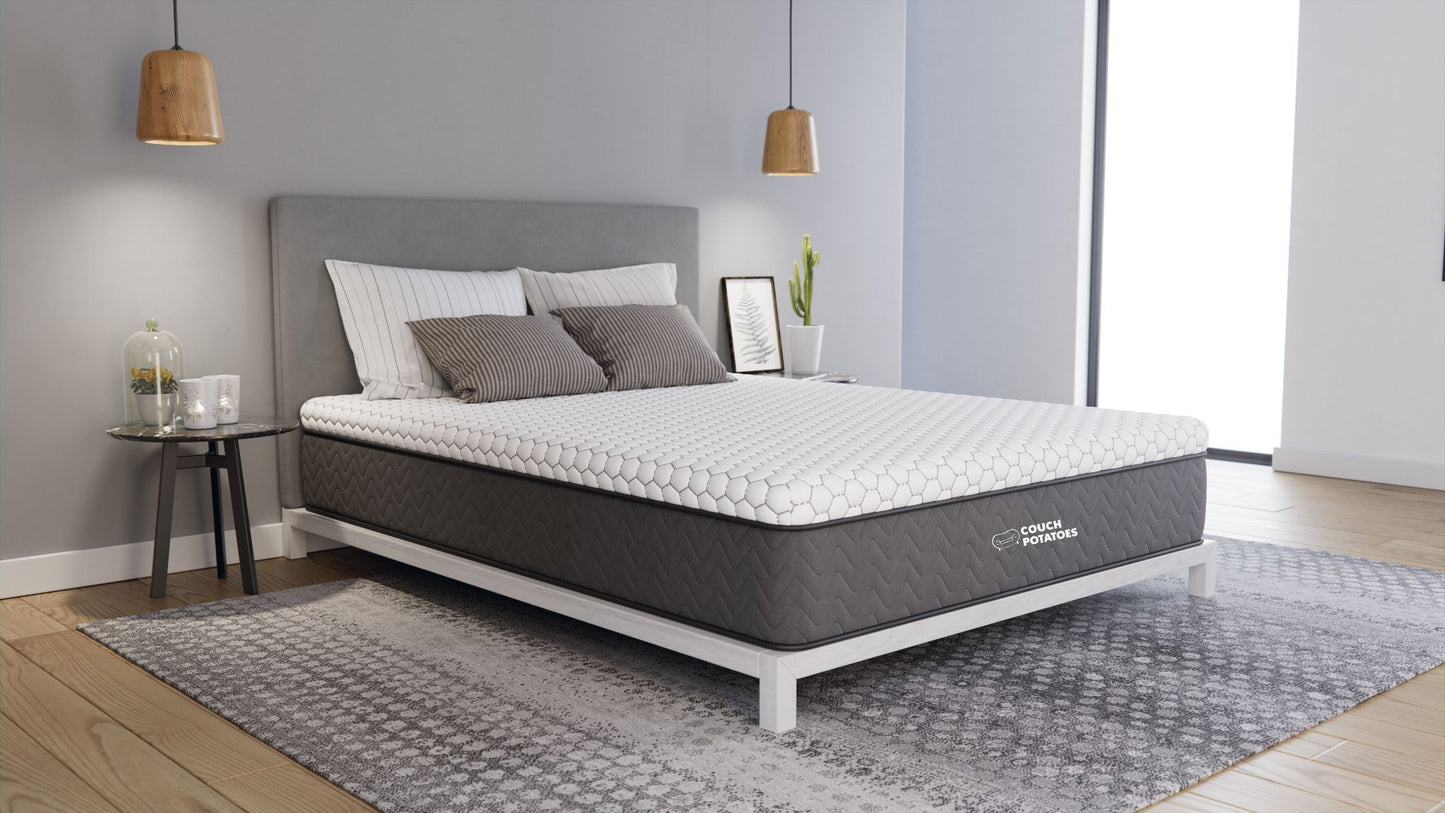 Everyday Hero Hybrid Plush Mattress