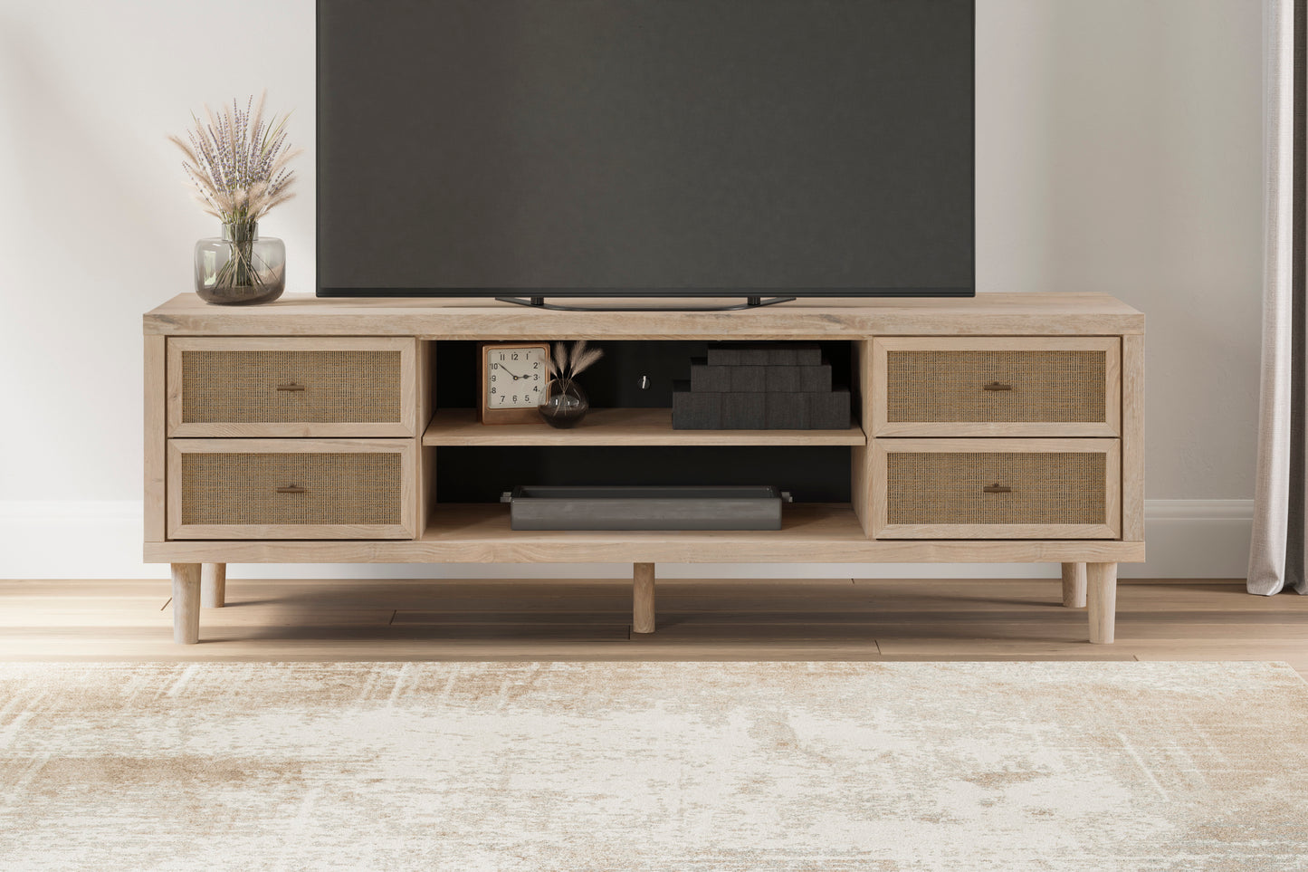 Chelle XL Tv Stand -