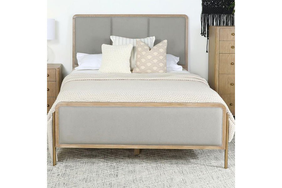 Arianna Queen Upholstered Bed