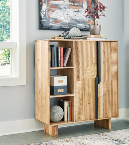 Kiera Cabinet -