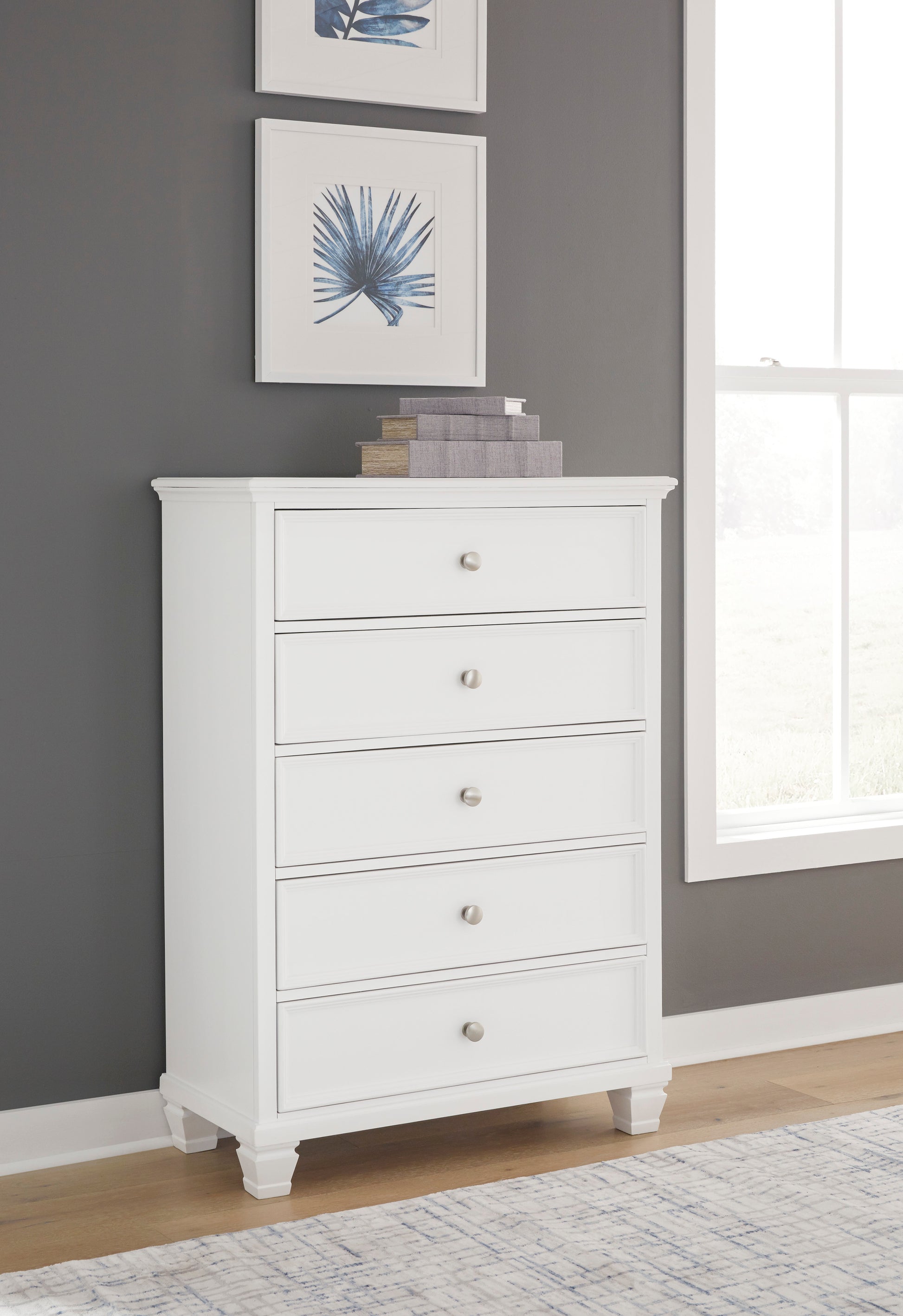 Florence Chest of Drawers -