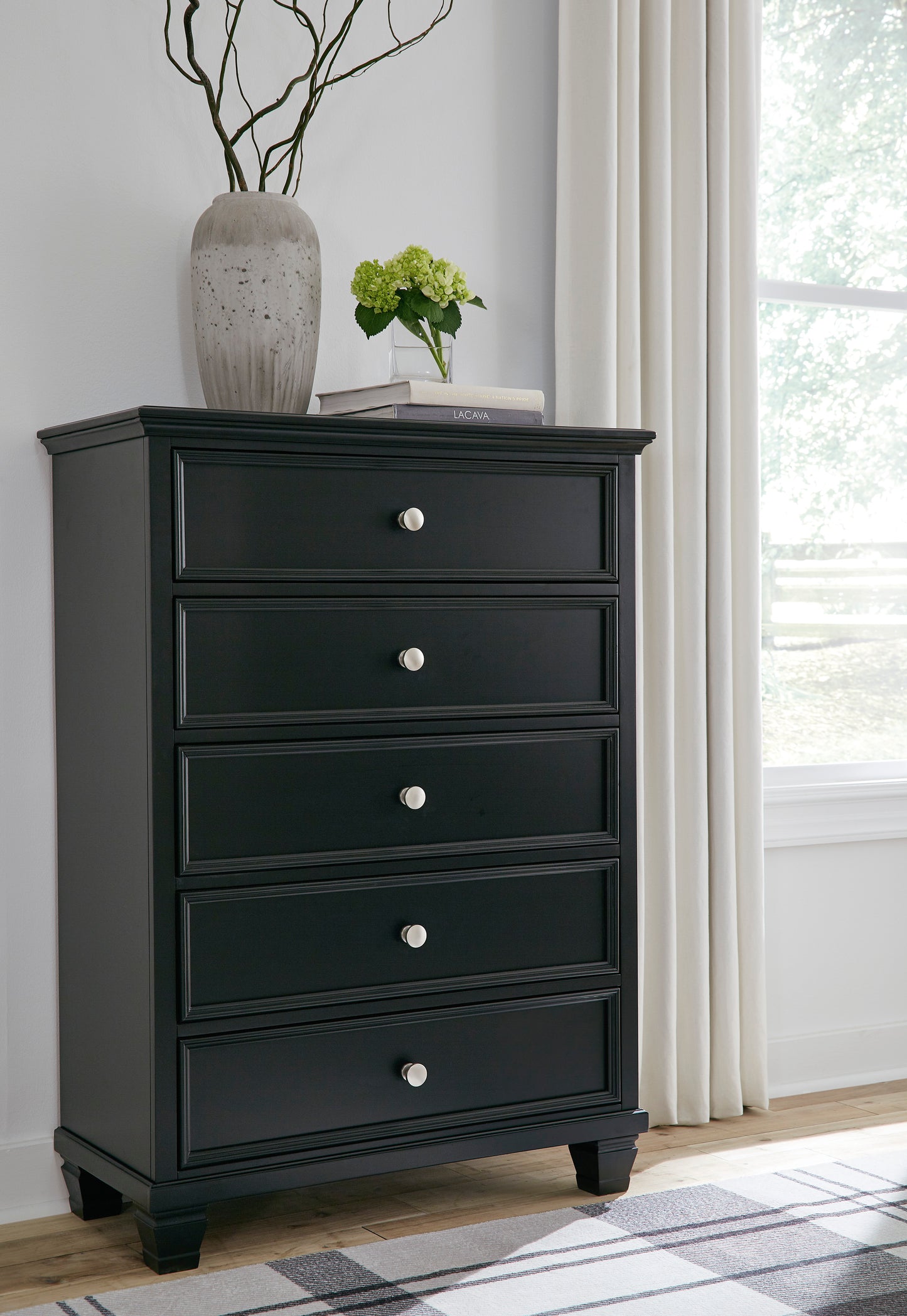 Laney Chest of Drawers -