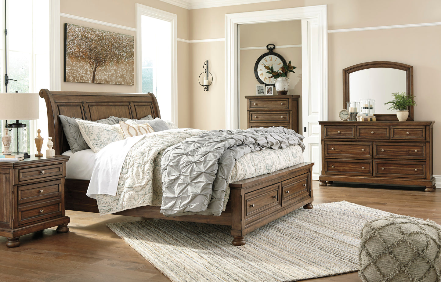 Flynn Sleigh Storage Bed -