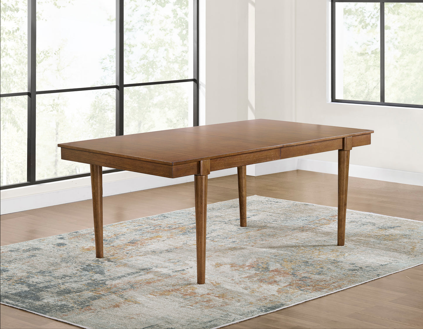 Lynn Rect Dining Room Ext. Table -