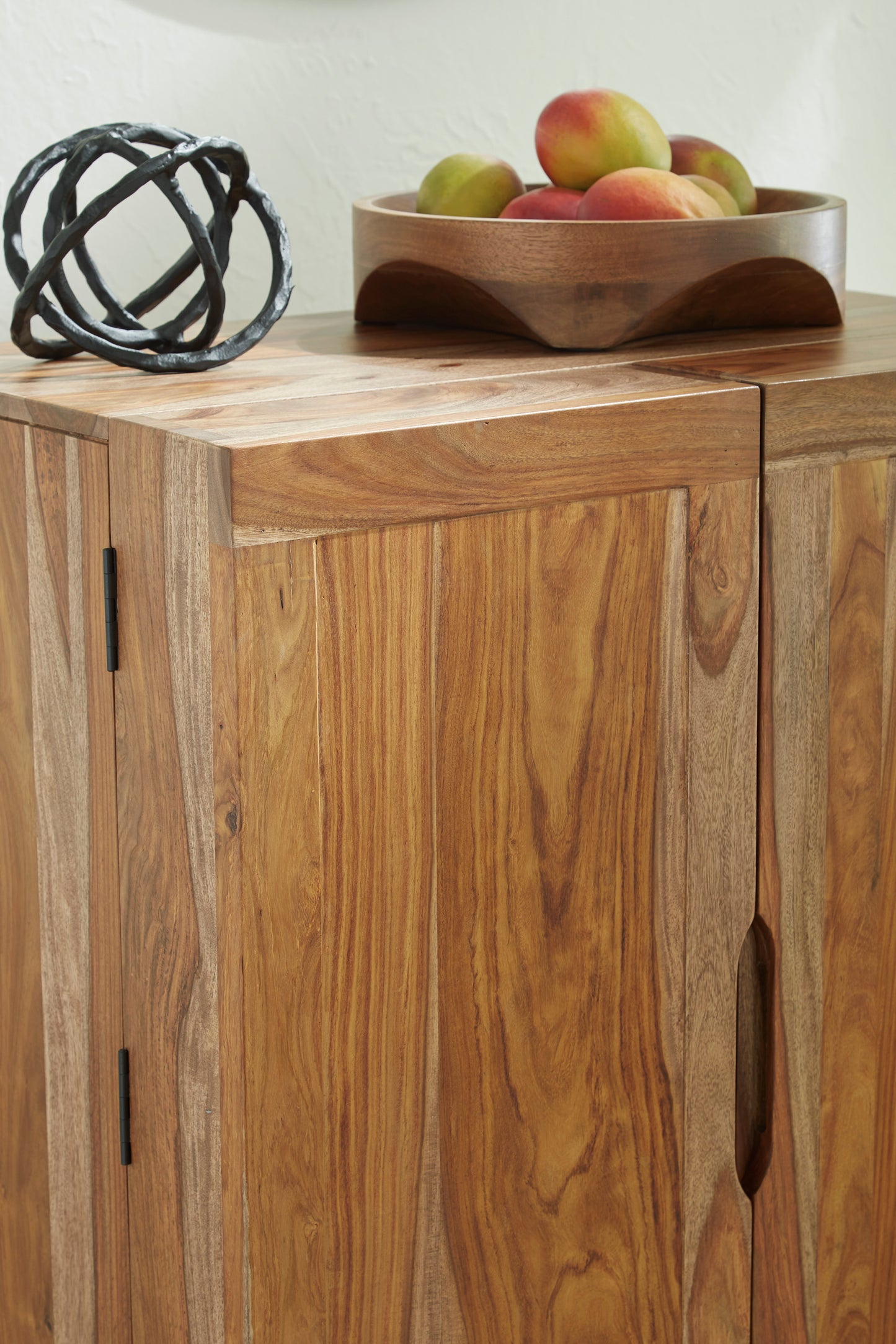 Dahlia Bar Cabinet -