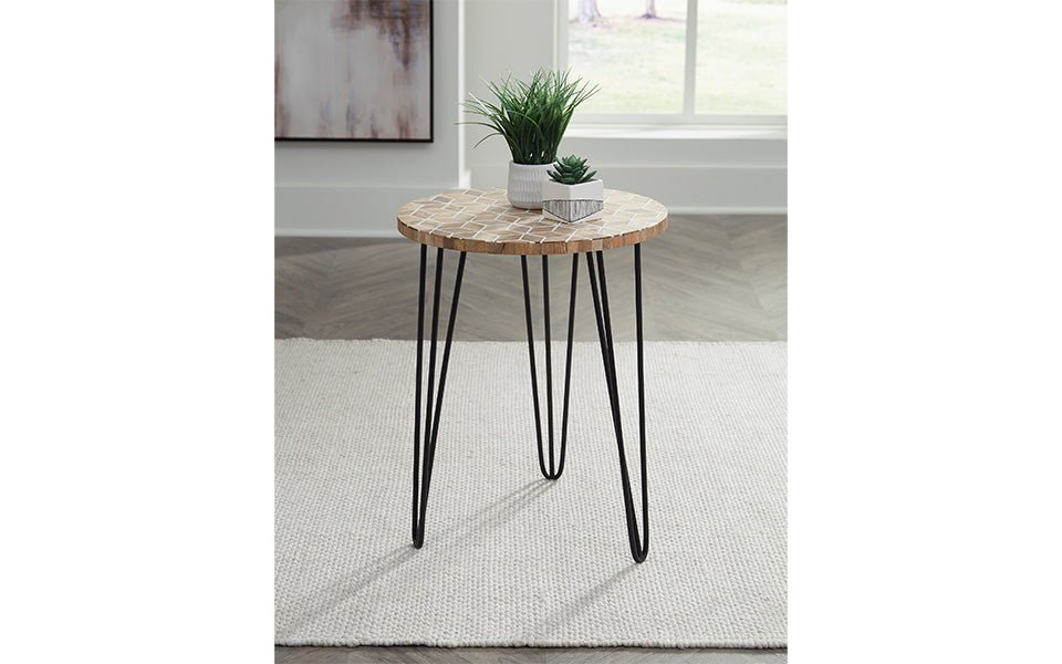 Dipsy Accent Table